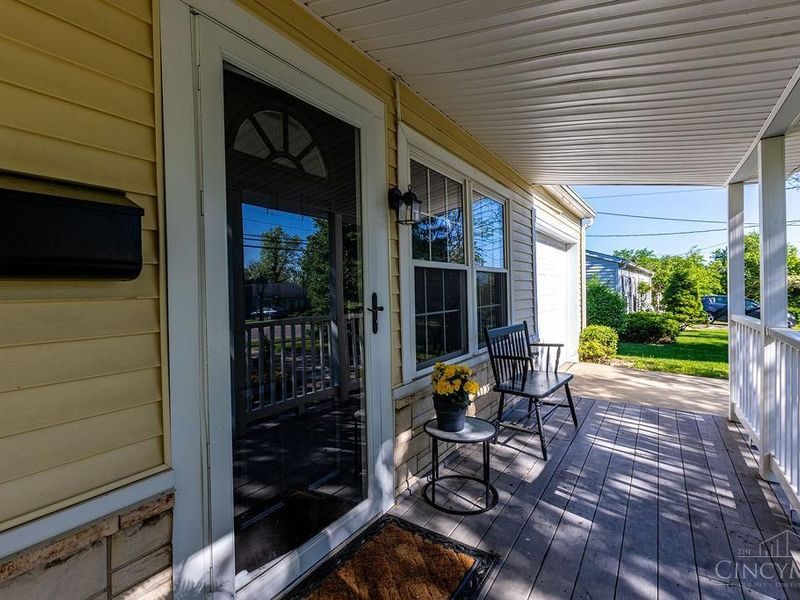 10813 Thornview Drive, Sharonville, OH 45241 Photo 2