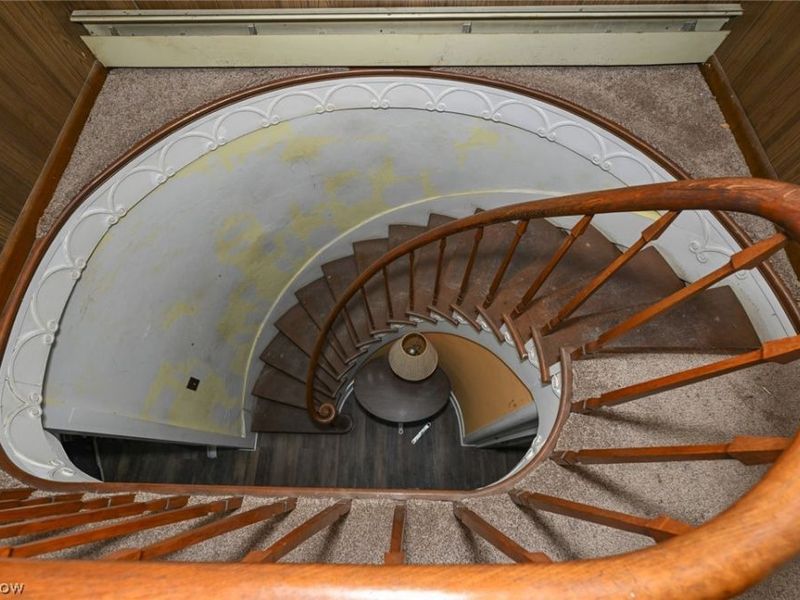 8212 White Road, Burbank, OH 44214 Photo 18