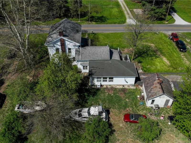 8212 White Road, Burbank, OH 44214 Photo 3