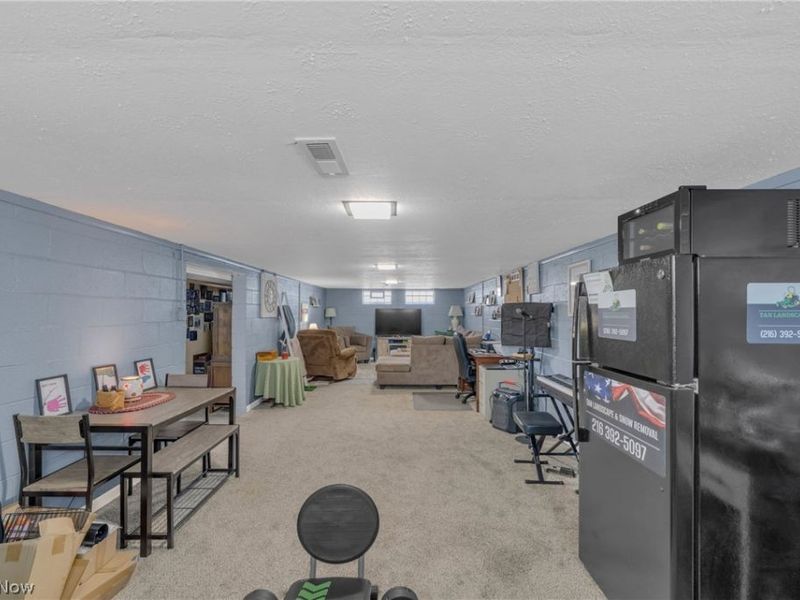 5590 Queens Highway, Parma, OH 44130 Photo 26