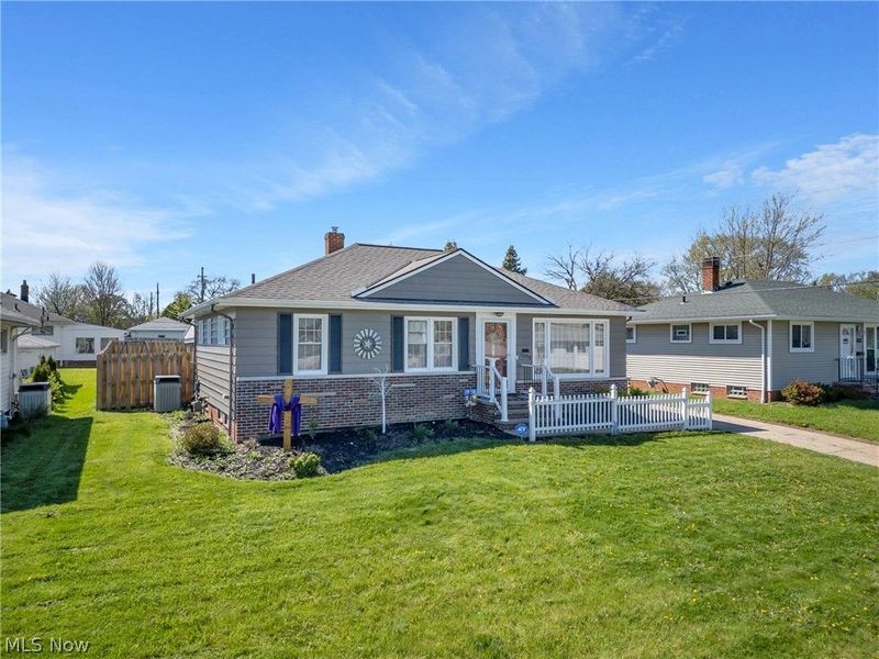 5590 Queens Highway, Parma, OH 44130 Photo 4