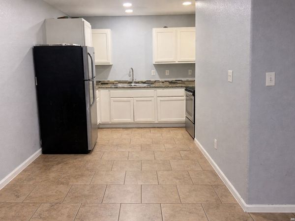 11110 Baywood #102, San Antonio, TX 78213