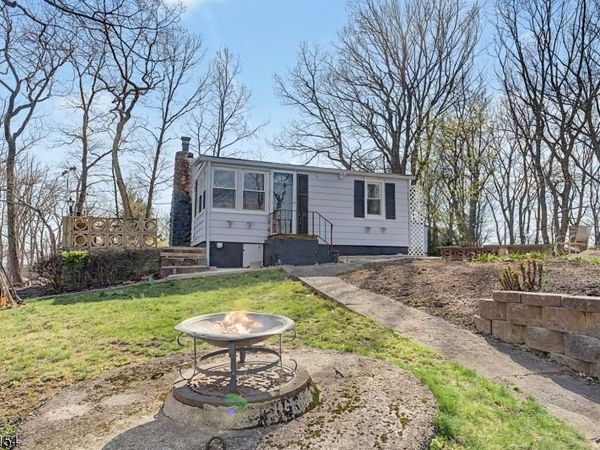 10 Berton Rd, Boonton, NJ 07005