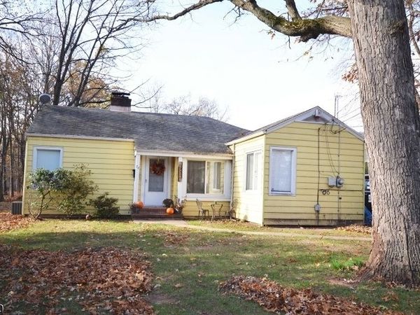 28 Stagaard Pl, Fanwood, NJ 07023