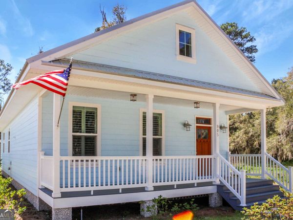 905 Wayne Street, Darien, GA 31305