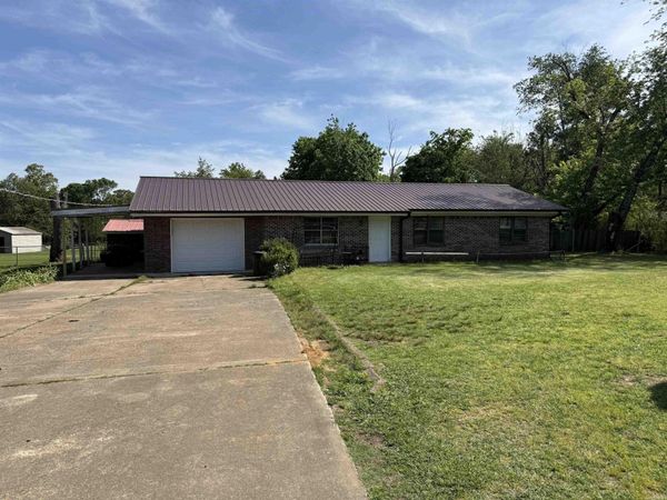 9871 Highway 64, Clarksville, AR 72830