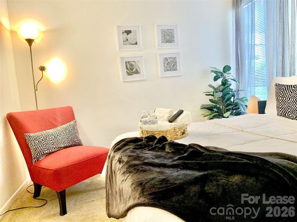 500 Umstead Drive, Chapel Hill, NC 27516