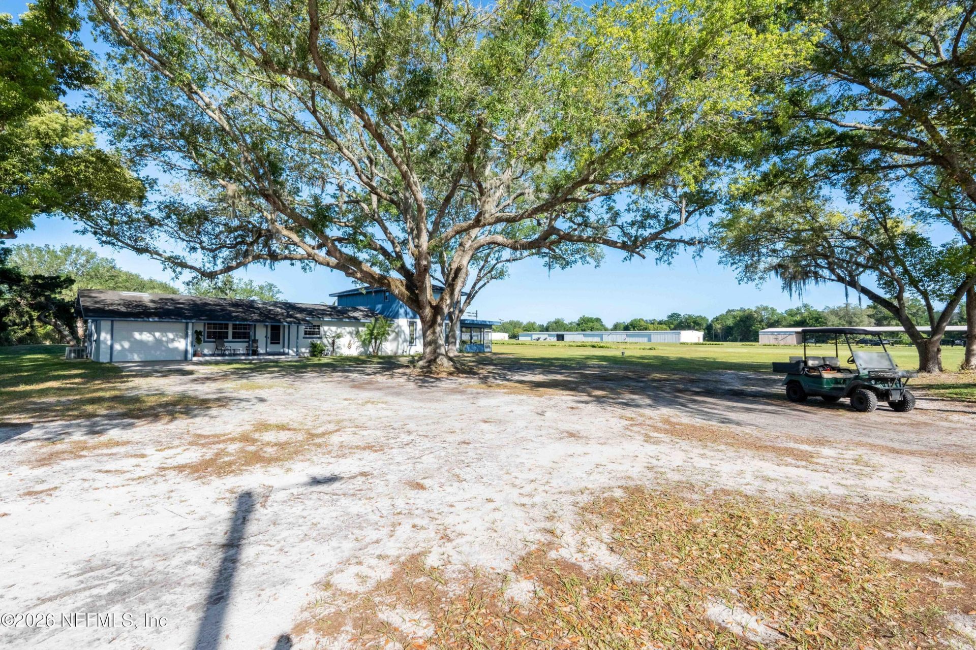 7001 W Jones Ave Avenue, Mount Dora, FL 32757 Photo