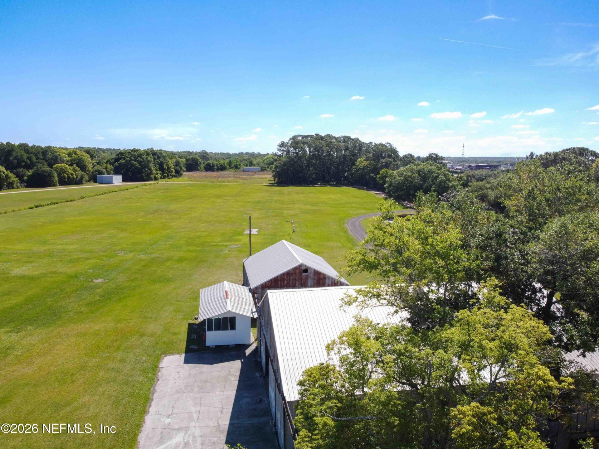 7001 W Jones Ave Avenue, Mount Dora, FL 32757 Photo