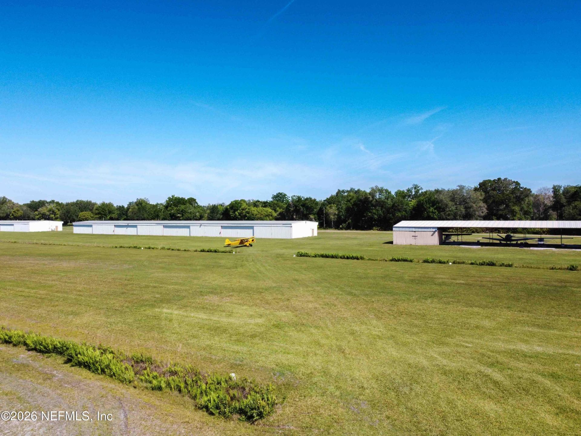 7001 W Jones Ave Avenue, Mount Dora, FL 32757 Photo