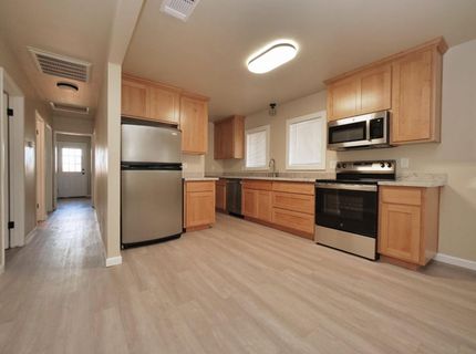 308 6th St, Roseville, CA 95678 Photo