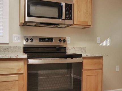 308 6th St, Roseville, CA 95678 Photo