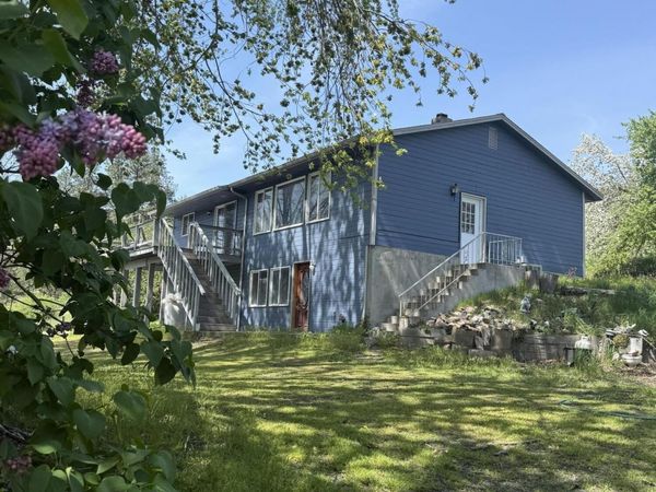 19357 School RD, Lenore, ID 83541