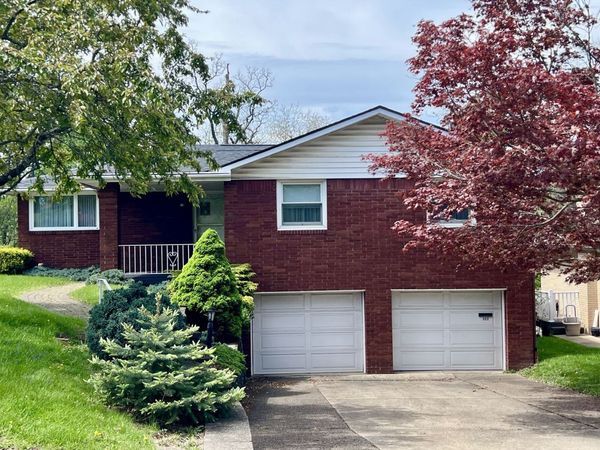 322 Constitution Avenue, West Mifflin, PA 15122
