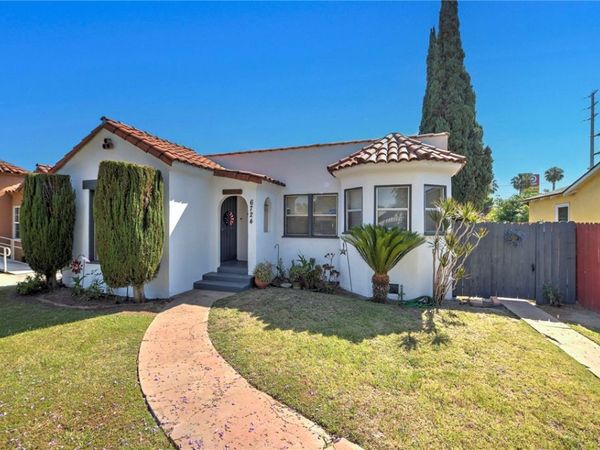 6724 Gardenia, Long Beach, CA 90805
