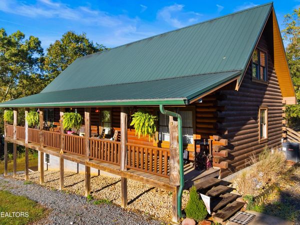 1730 Silver City Rd, Whitesburg, TN 37891