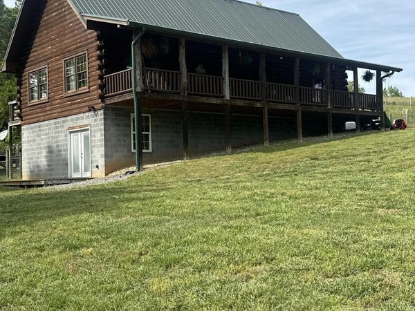 1730 Silver City Rd, Whitesburg, TN 37891