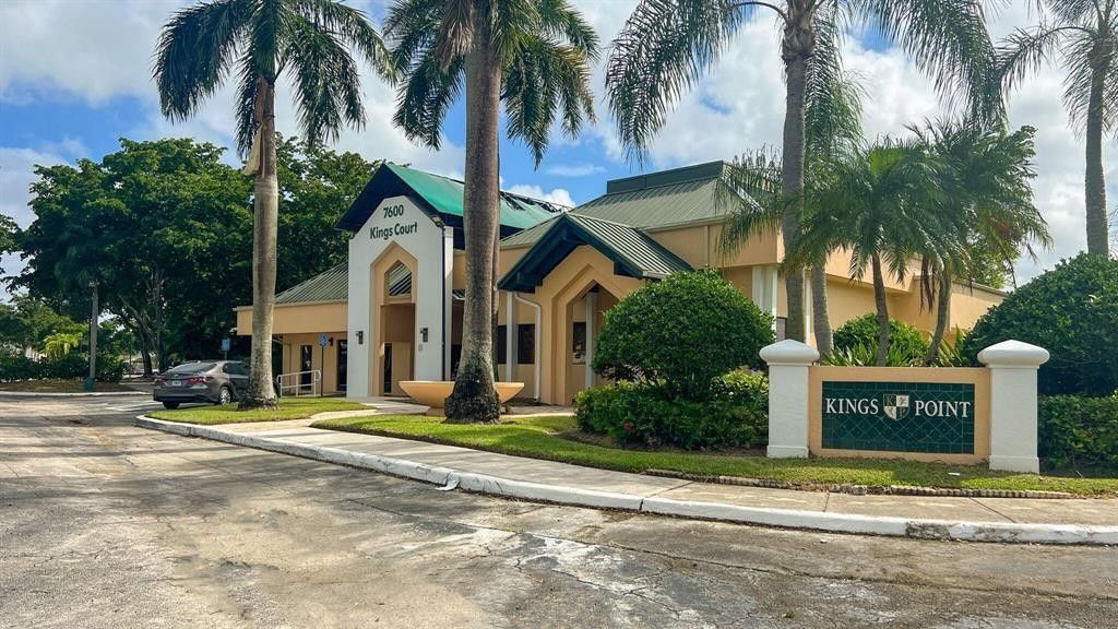 9624 S Belfort Circle, Unit 202, Tamarac, FL 33321 Photo