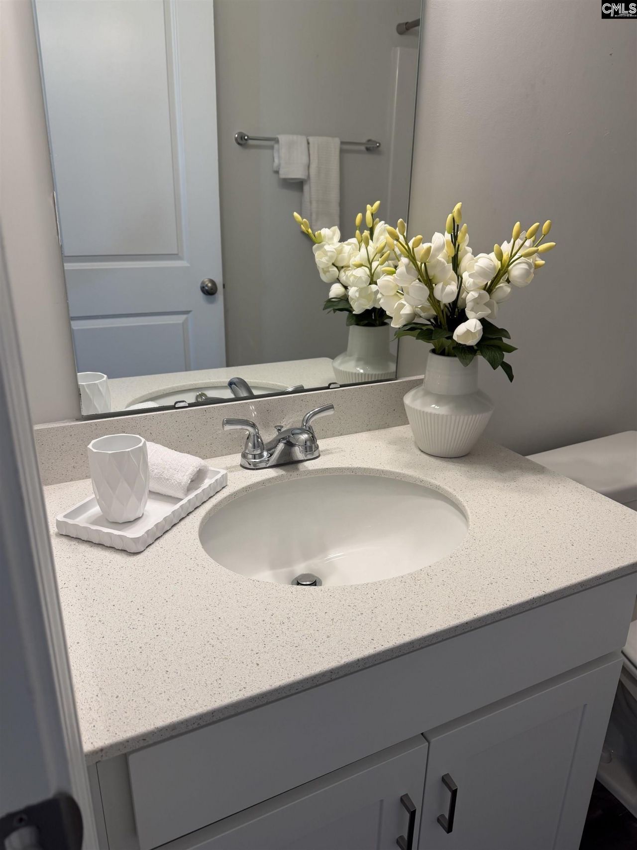 709 Pink Rose  Photo 23