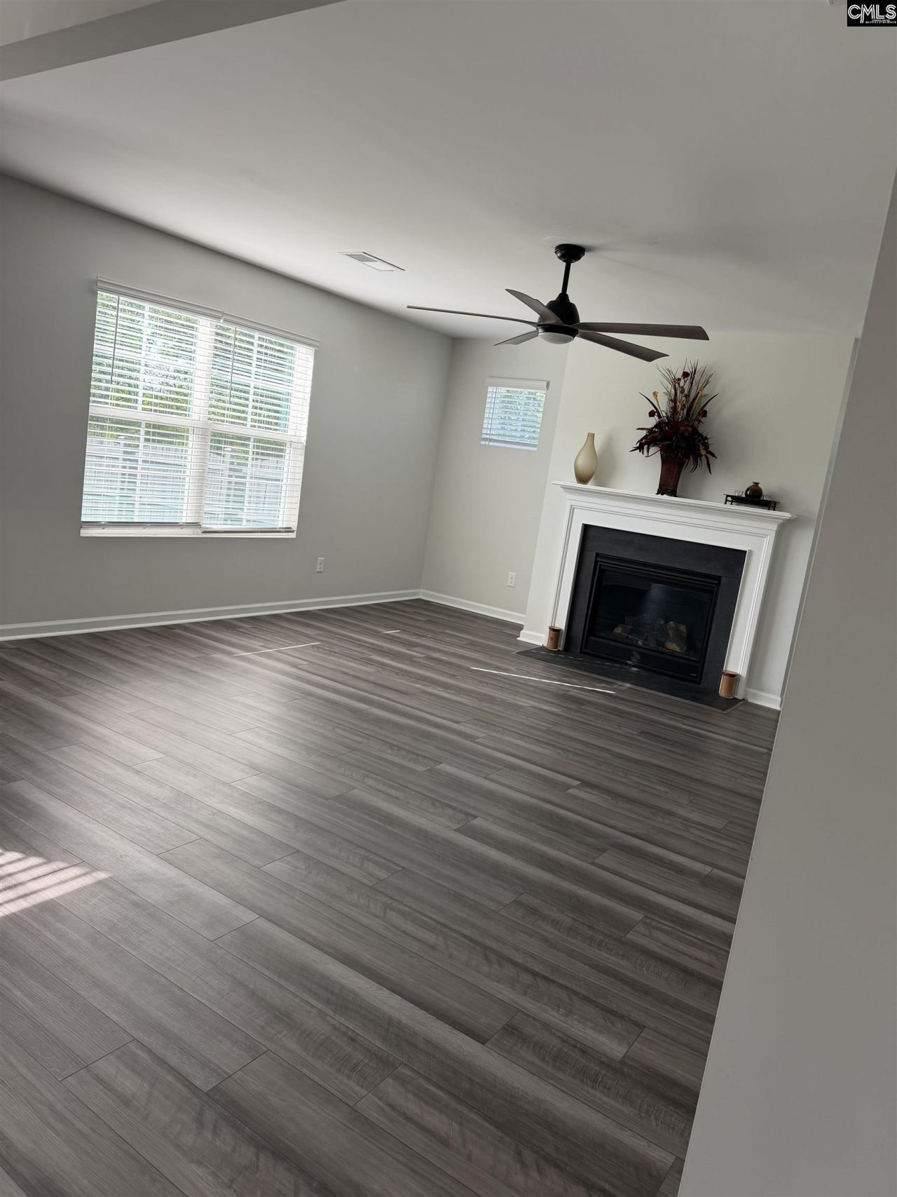 709 Pink Rose  Photo 28