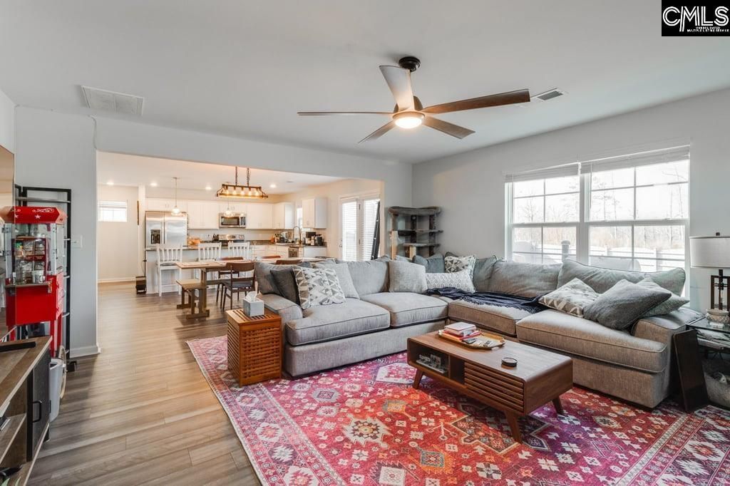 709 Pink Rose  Photo 6