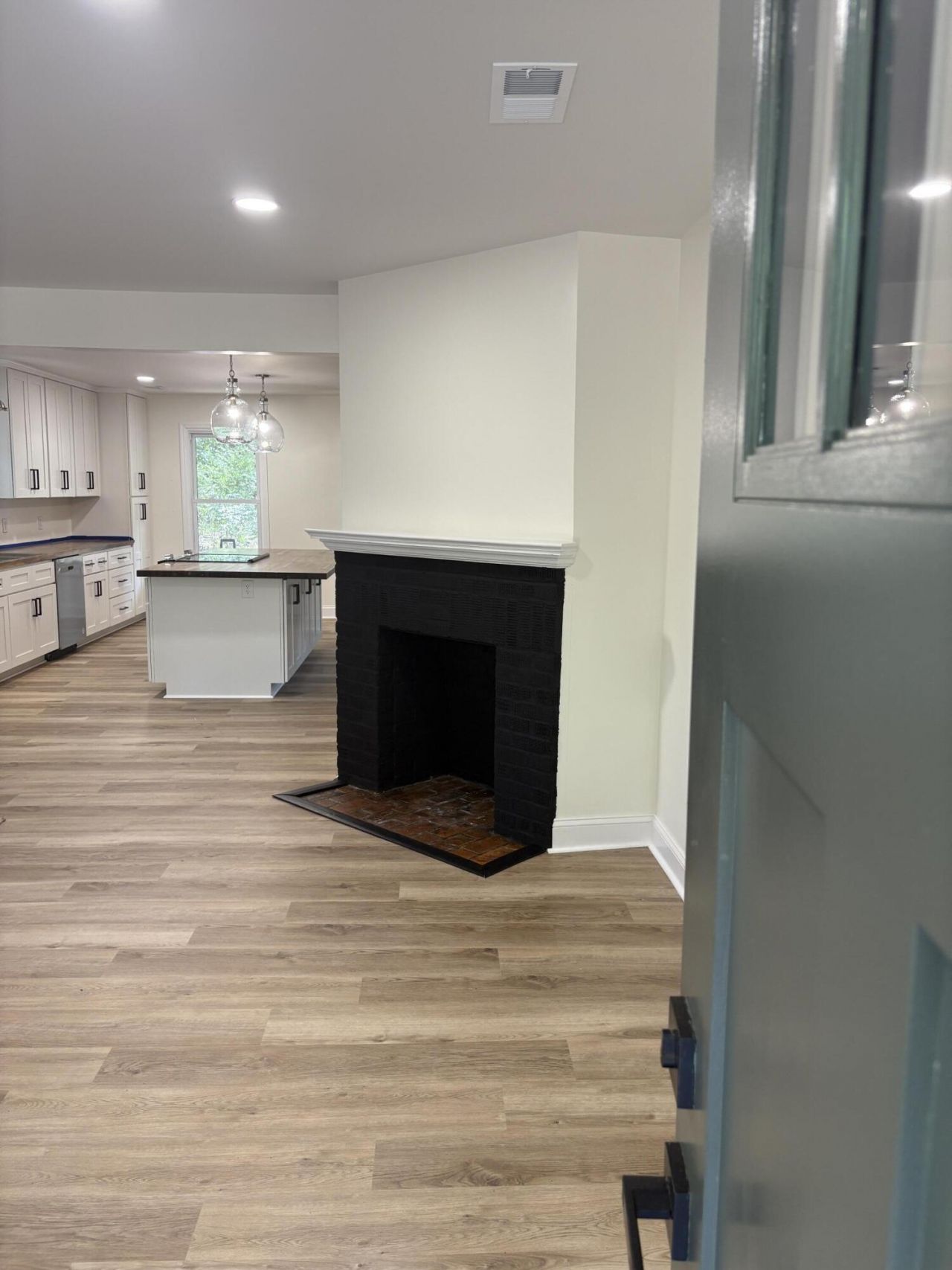 516 Dodge Lane Photo 5