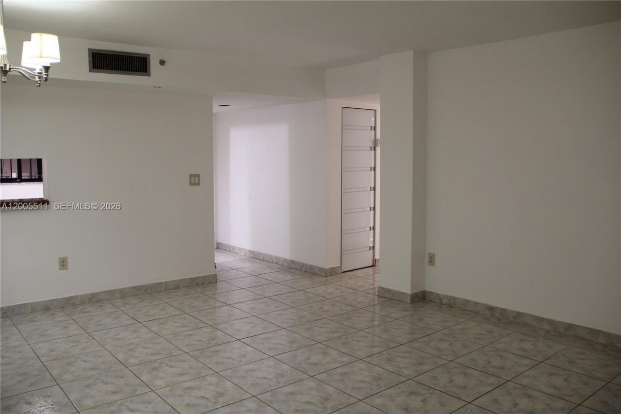 8700 SW 133rd Ave Rd , Unit 301, Miami, FL 33183 Photo