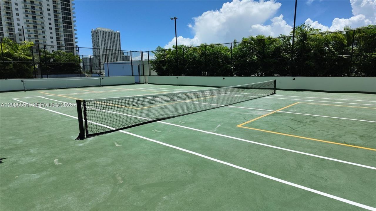 711 NE 23 Terr, Unit 2206, Miami, FL 33137 Photo