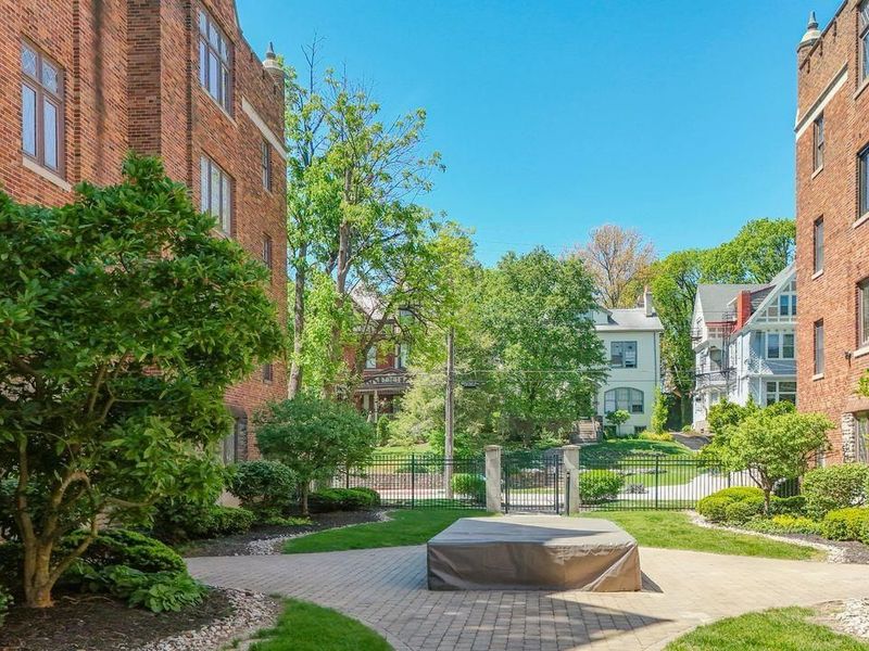 2324 Park Avenue, Unit 11, Cincinnati, OH 45206 Photo 8