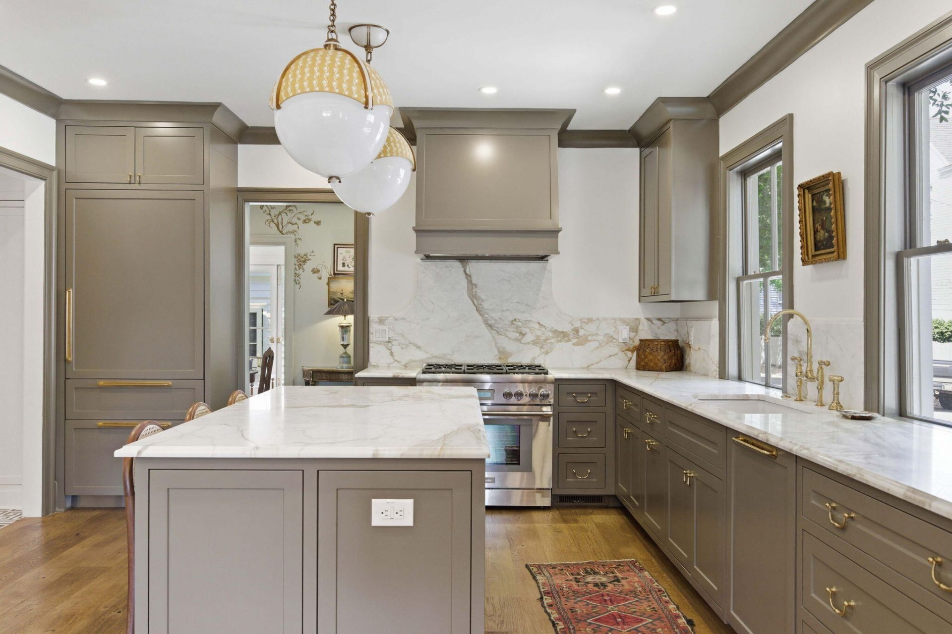 55 Elizabeth Street Photo 17