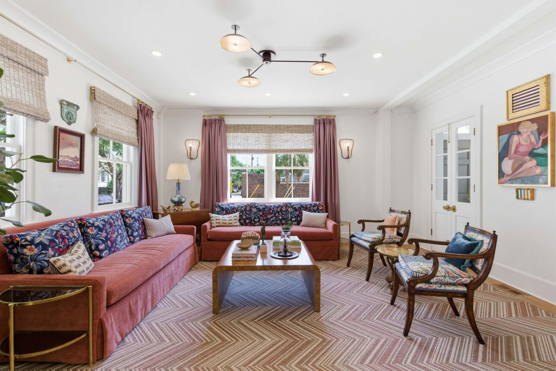 55 Elizabeth Street Photo 30