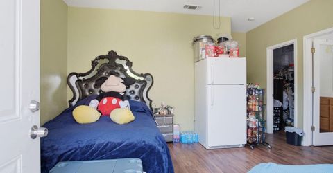 1913 St Augustine Ct, Modesto, CA 95358 Photo