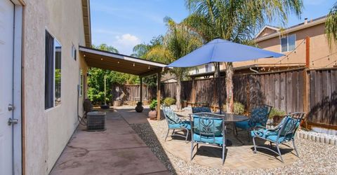 1913 St Augustine Ct, Modesto, CA 95358 Photo