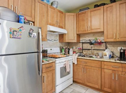 1913 St Augustine Ct, Modesto, CA 95358 Photo