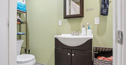 1913 St Augustine Ct, Modesto, CA 95358 Photo