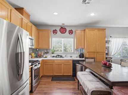 1913 St Augustine Ct, Modesto, CA 95358 Photo