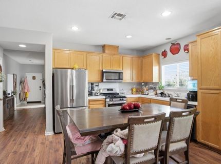 1913 St Augustine Ct, Modesto, CA 95358 Photo