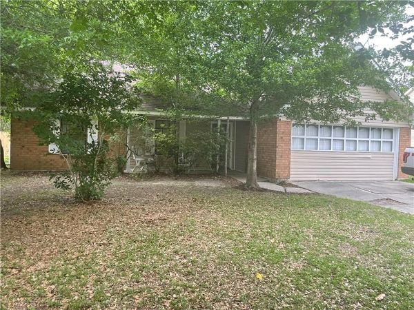 444 HOLMES Drive , Slidell, LA 70460