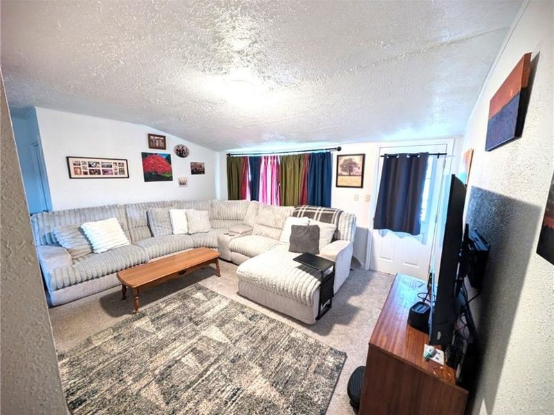 716 S Riverview Avenue, Miami Township, OH 45342 Photo 2