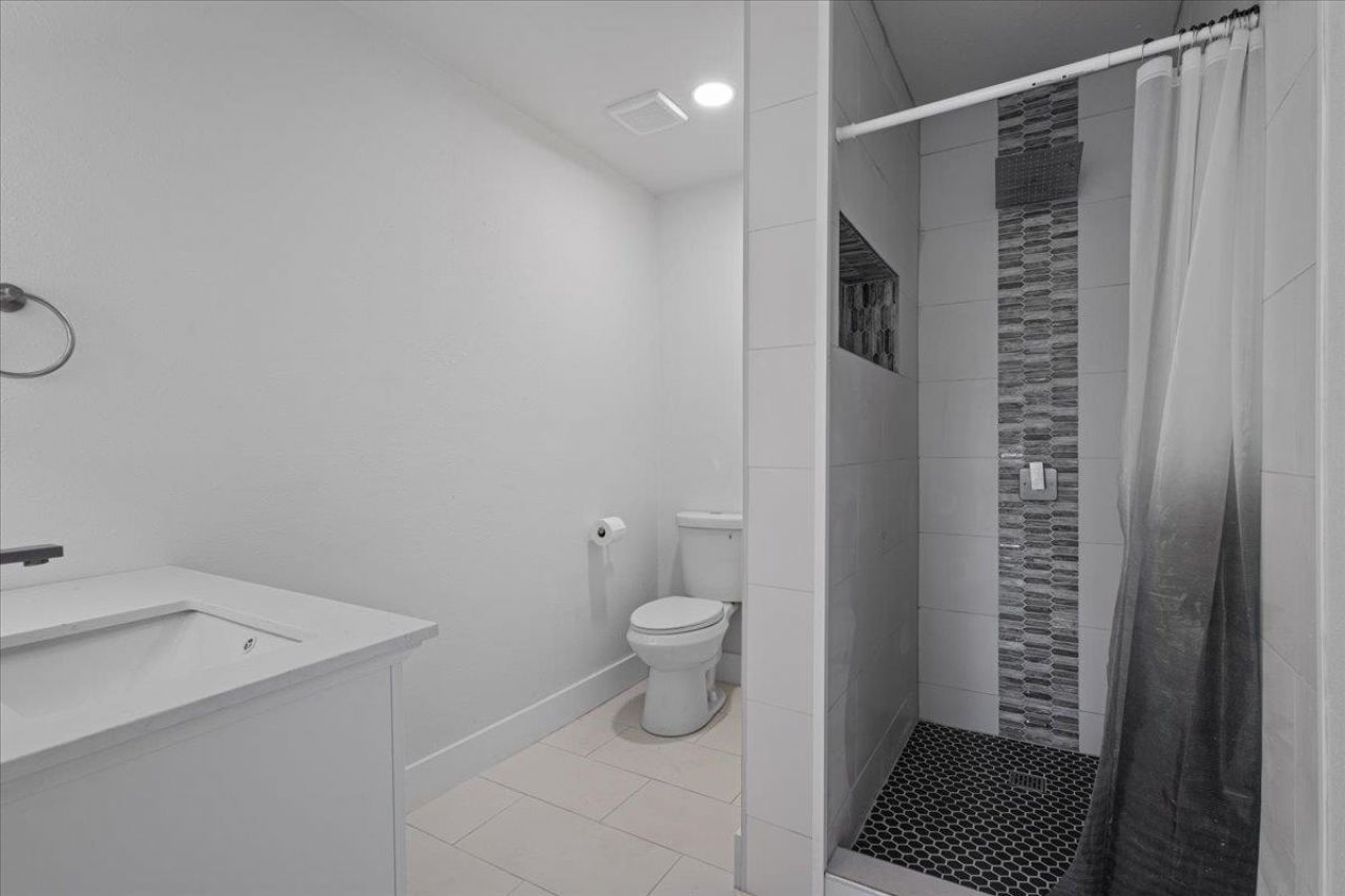 413 E Elm Street , Perry, FL 32347 Photo