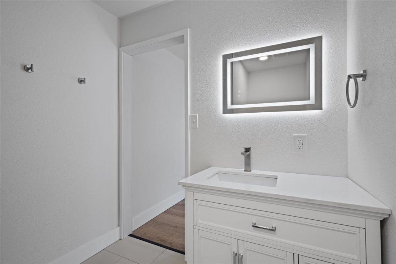 413 E Elm Street , Perry, FL 32347 Photo