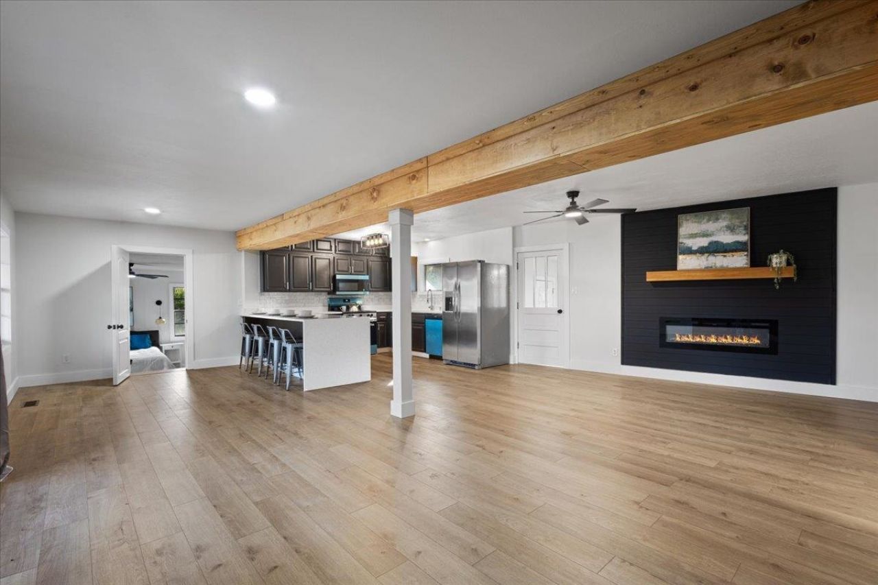 413 E Elm Street , Perry, FL 32347 Photo