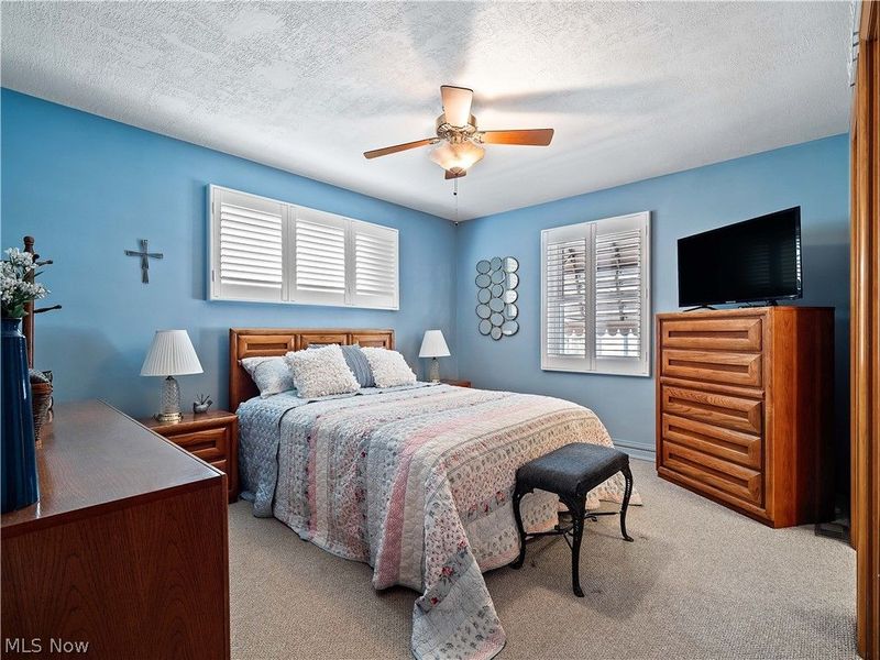 4466 W 215th Street, Fairview Park, OH 44126 Photo 16