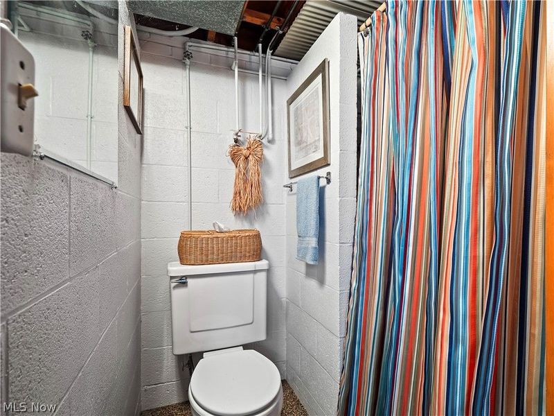 4466 W 215th Street, Fairview Park, OH 44126 Photo 29