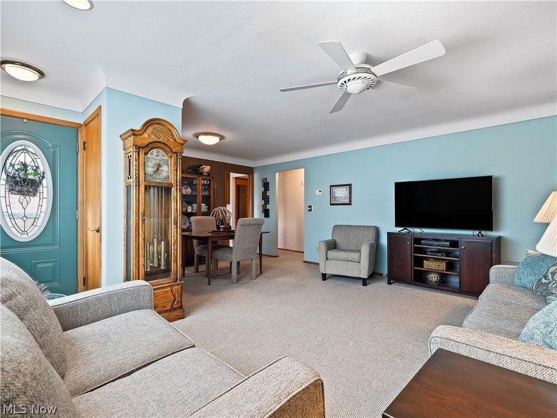 4466 W 215th Street, Fairview Park, OH 44126 Photo 5