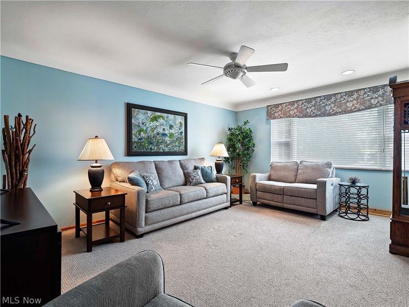 4466 W 215th Street, Fairview Park, OH 44126 Photo 7