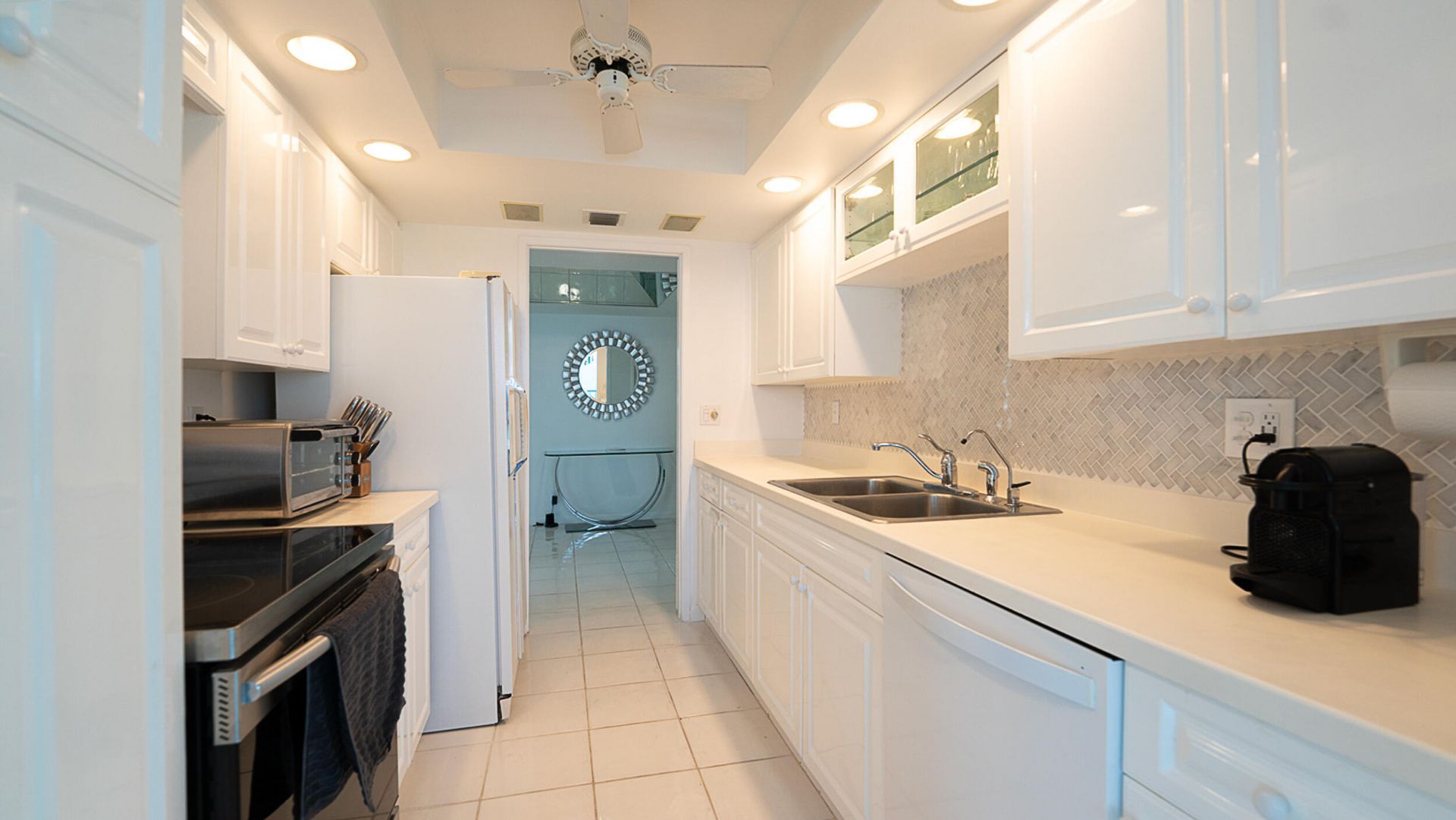 5540 N Ocean Drive, Unit 7b, Singer Island, FL 33404 Photo