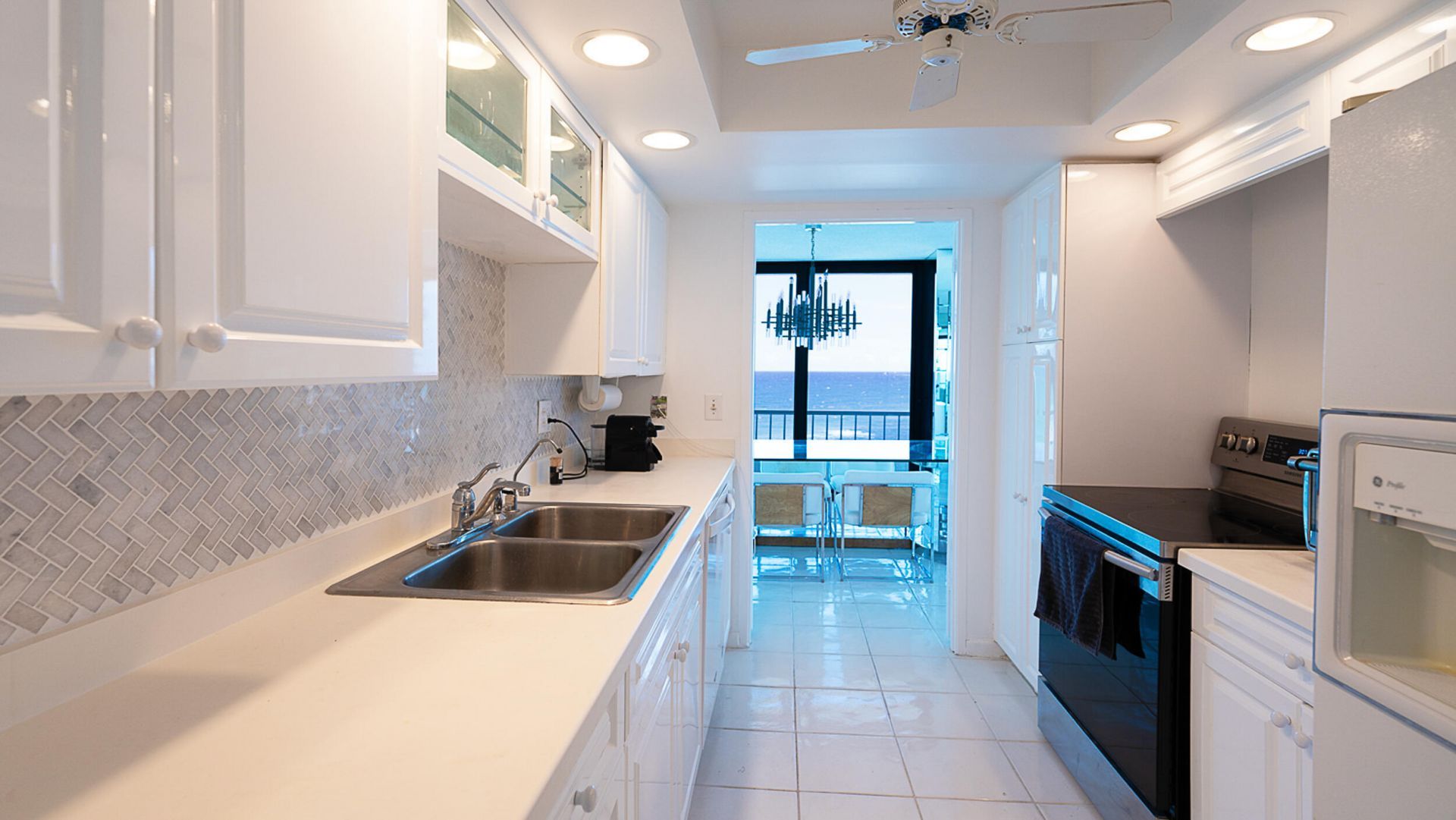 5540 N Ocean Drive, Unit 7b, Singer Island, FL 33404 Photo
