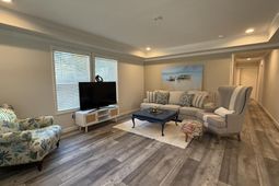 208 General Moultrie Drive photo 4