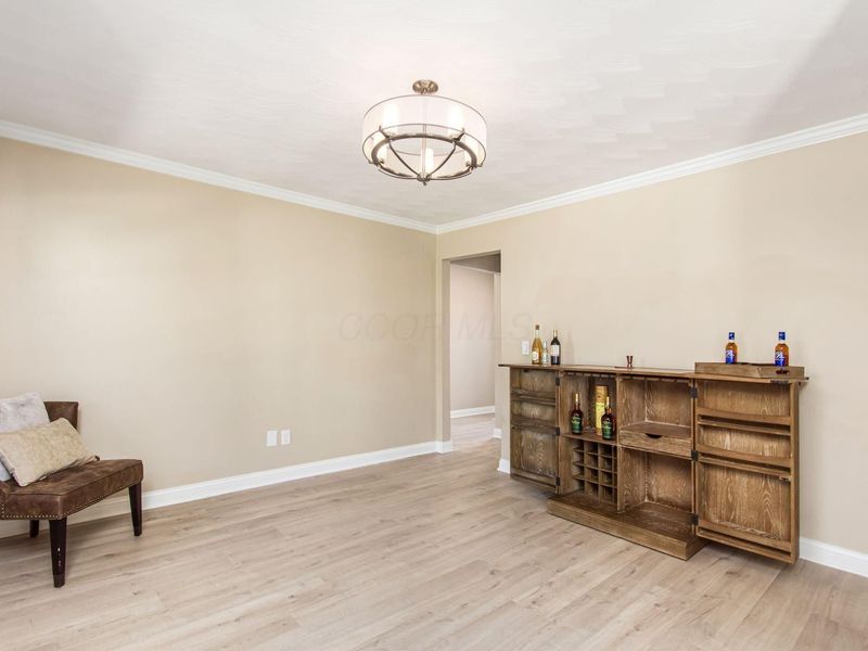 3479 Greenbank Court, Columbus, OH 43221 Photo 5